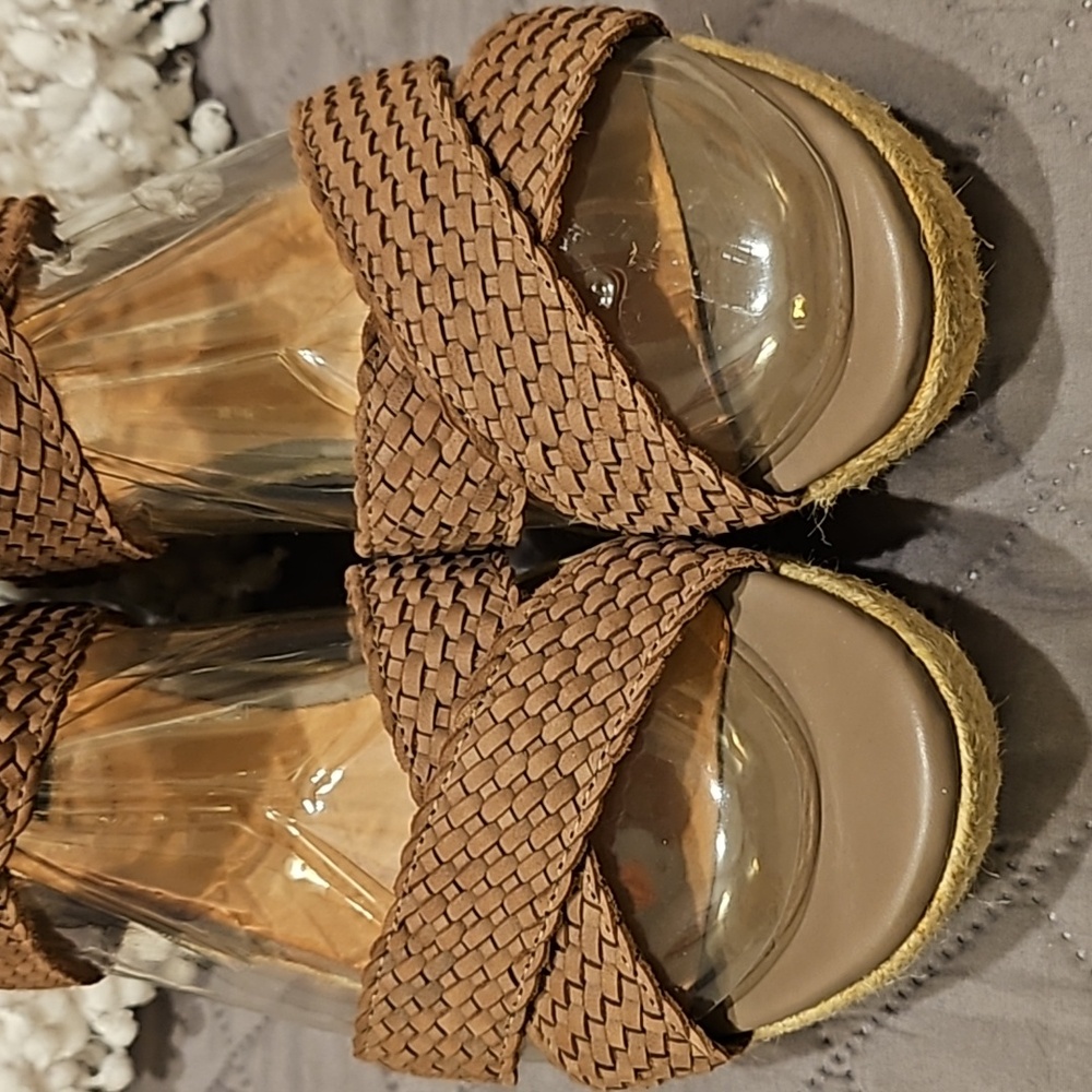Adam Tucker Sandals - Picture 5 of 17